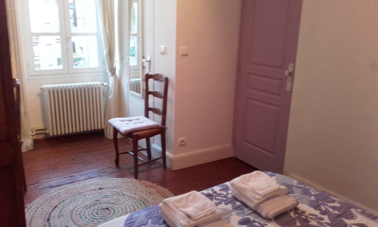 Chambre D'Hotes La Tour De Brazalem Nérac Esterno foto